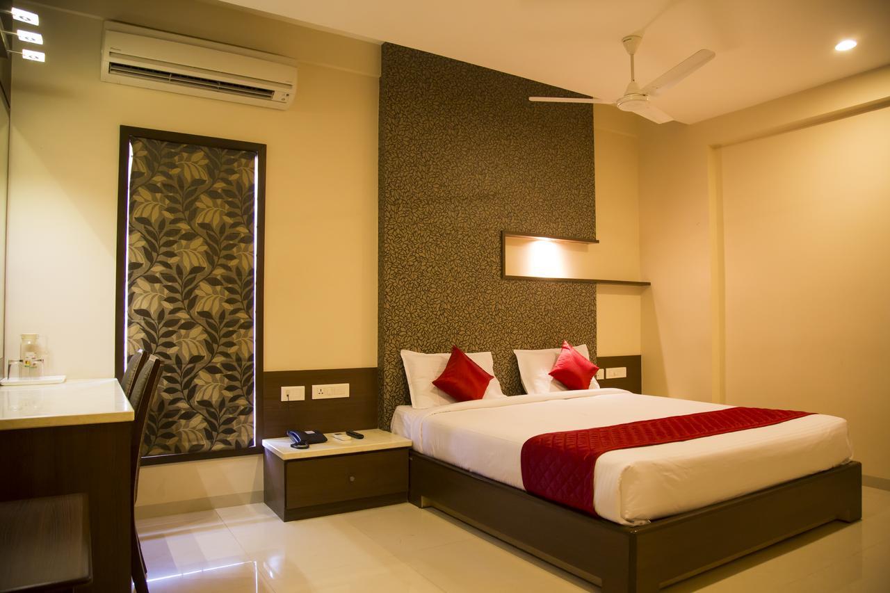 Hotel Sri Sakthi Tirupur Exterior foto
