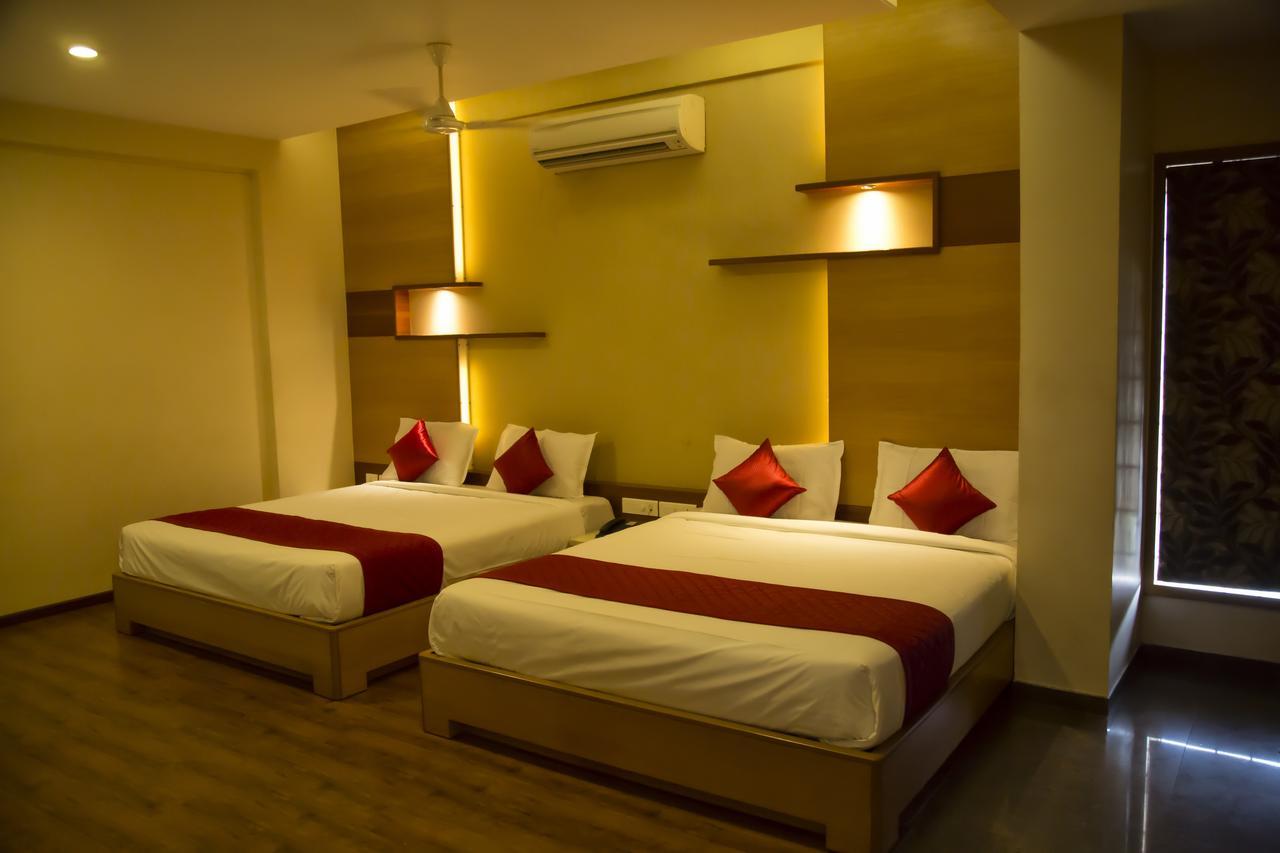 Hotel Sri Sakthi Tirupur Exterior foto